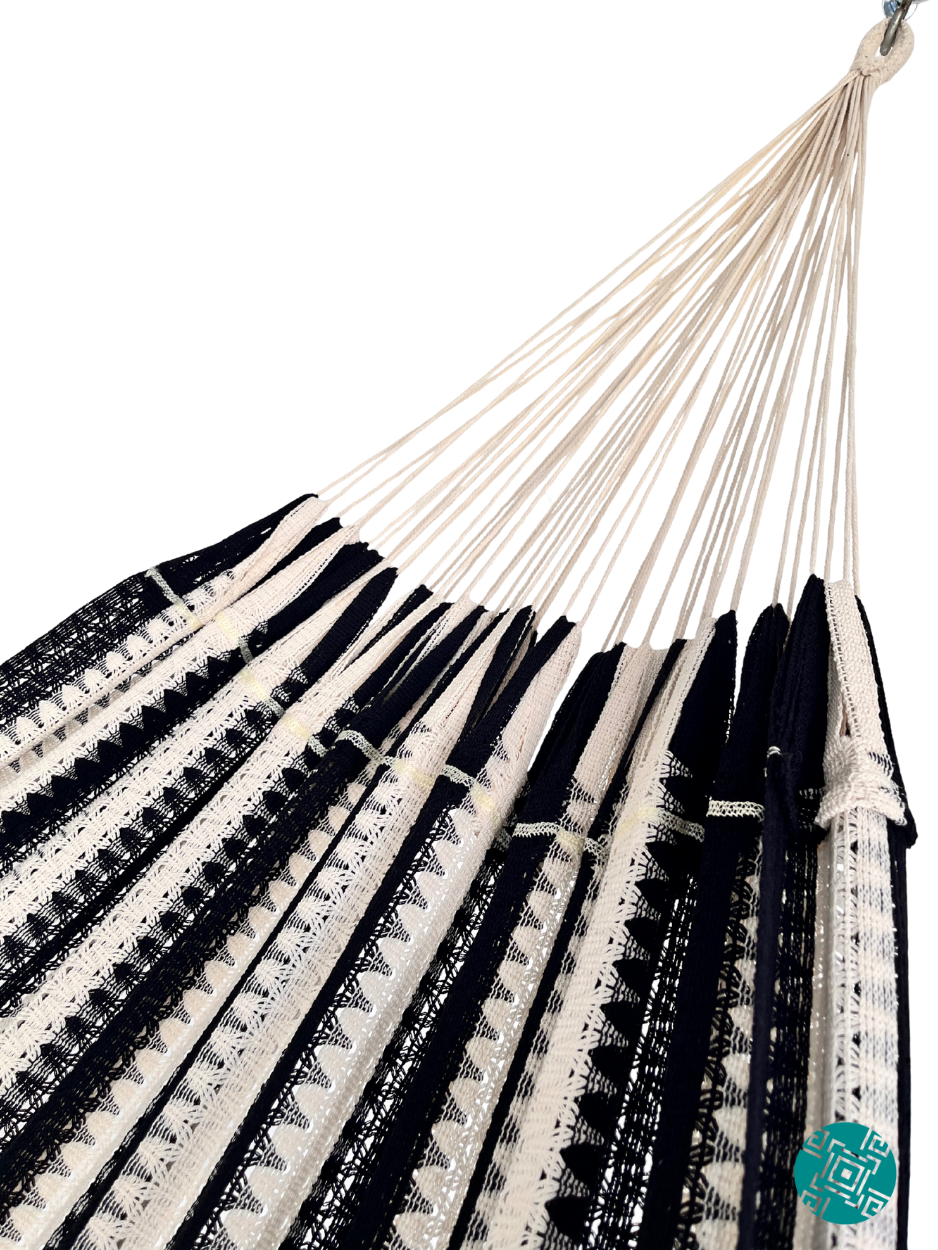 Hamaca Mexicana Negra y Beige King Size