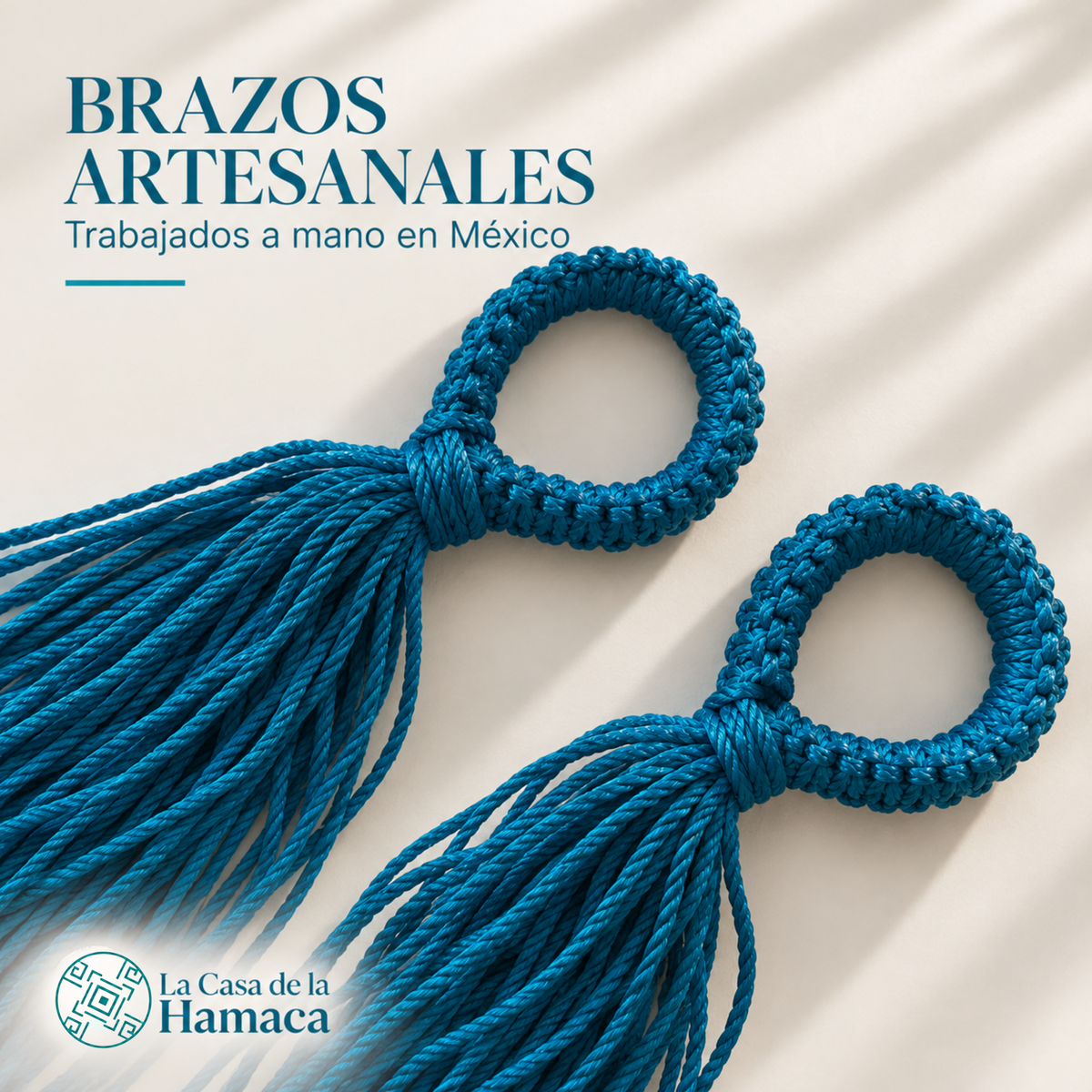 Detalle de brazos trabajados a mano en México de hamaca Mexicana King Size azul
