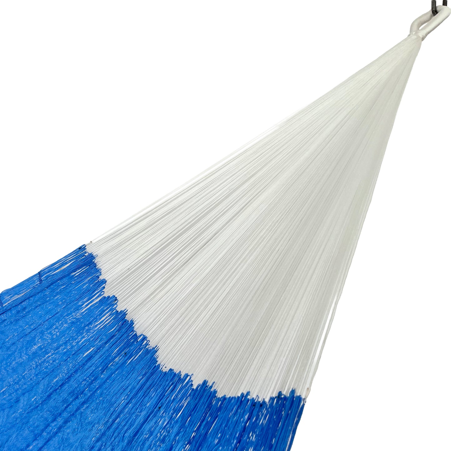 Brazo de hamaca artesanal Yucateca de nylon color azul