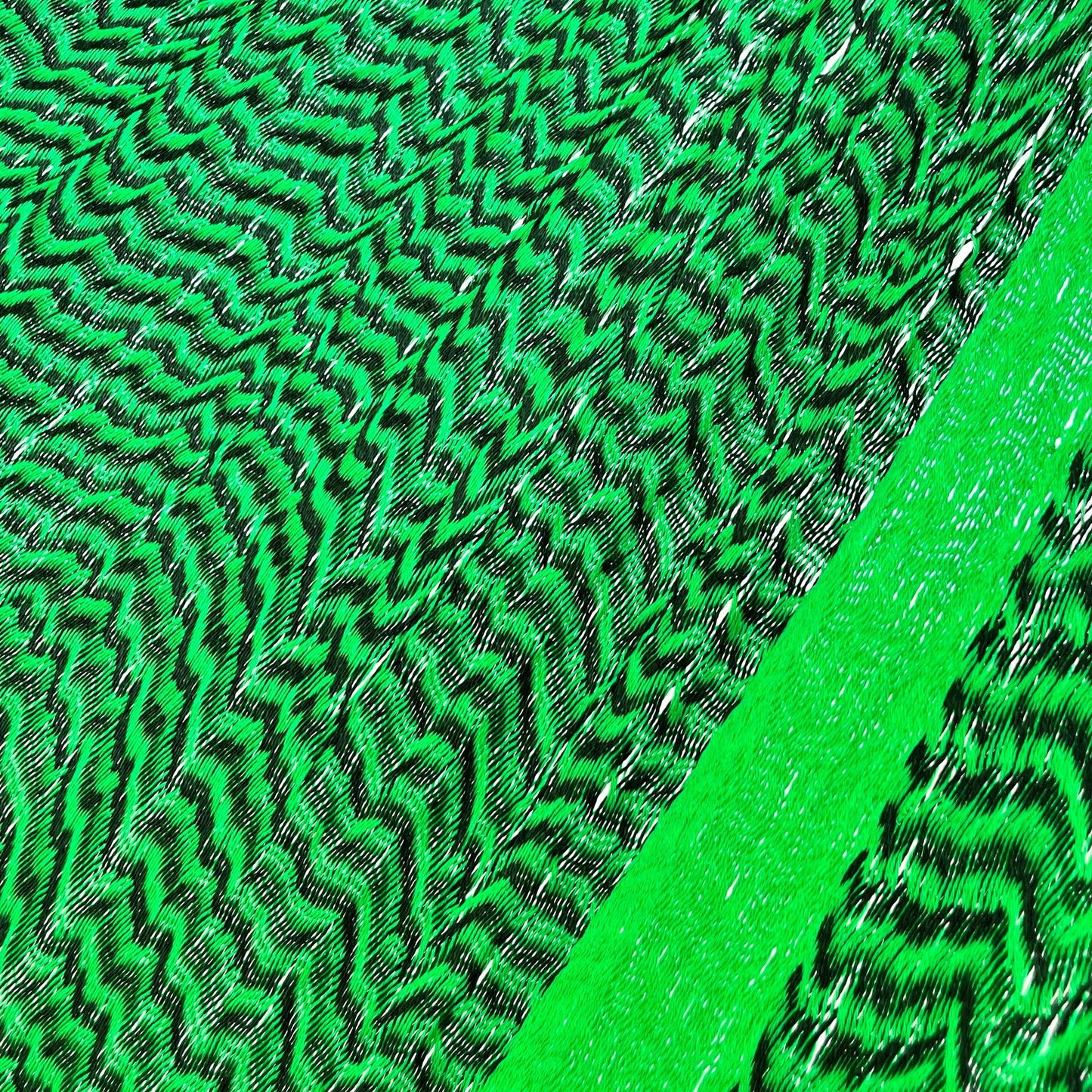 Detalle del tejido de nylon de la hamaca artesanal Yucateca verde y negro