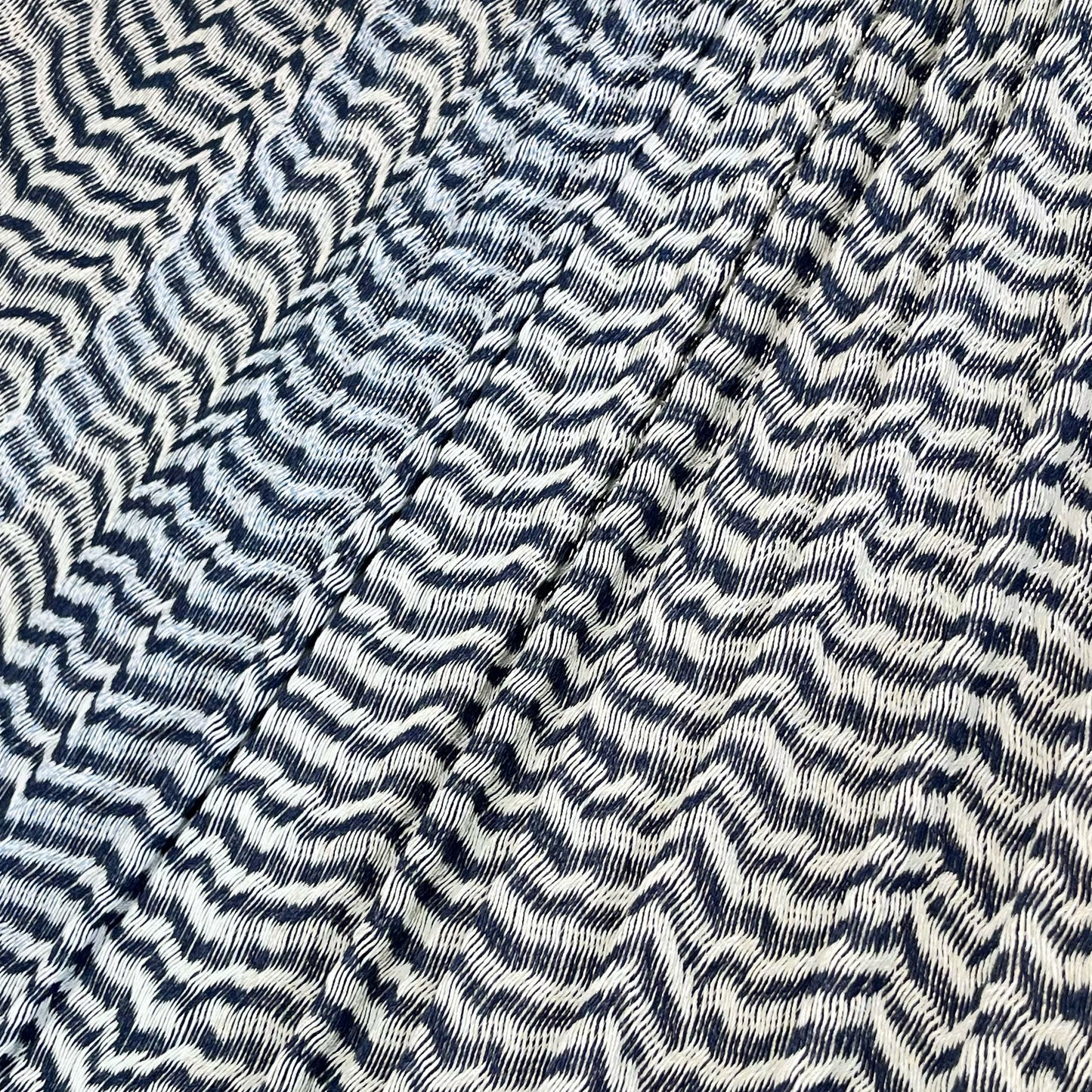 Detalle del tejido de algodón suave de la hamaca Yucateca artesanal azul