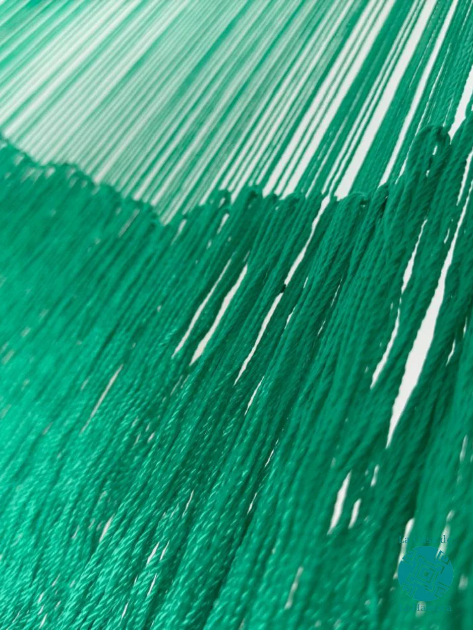 Unión entre el cuerpo y el brazo de hamaca Yucateca artesanal de hilo 18 de nylon verde menta