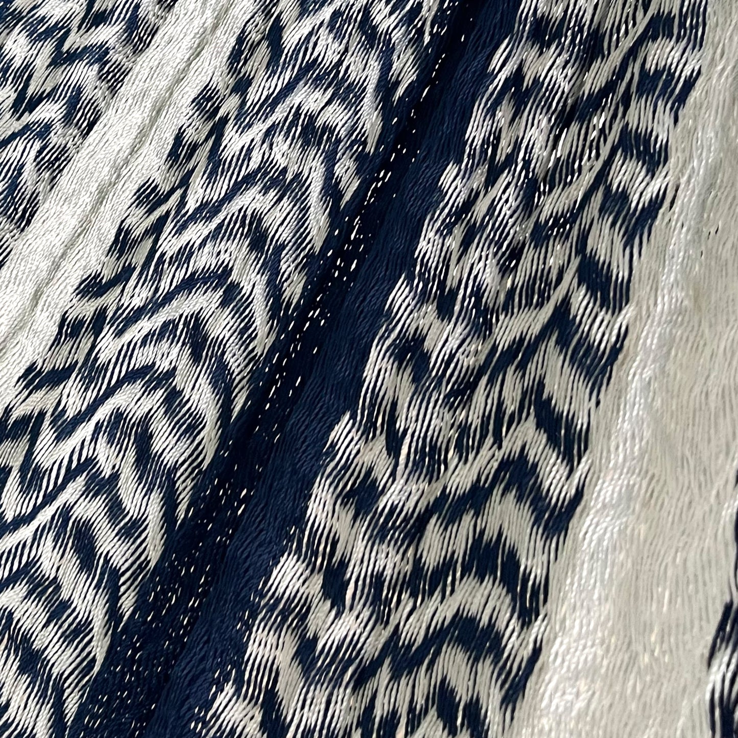 Detalle del tejido de nylon hilo 18 de la hamaca Yucateca artesanal azul y gris