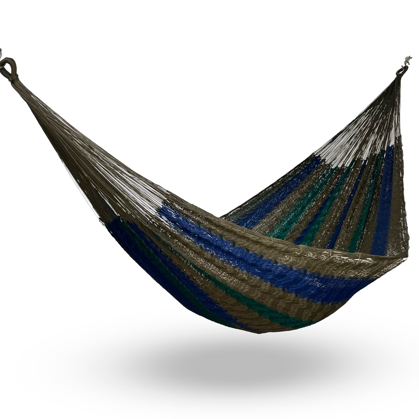 Hamaca Yucateca artesanal de nylon hilo 18 color azul y verde oscuro colgada y abierta