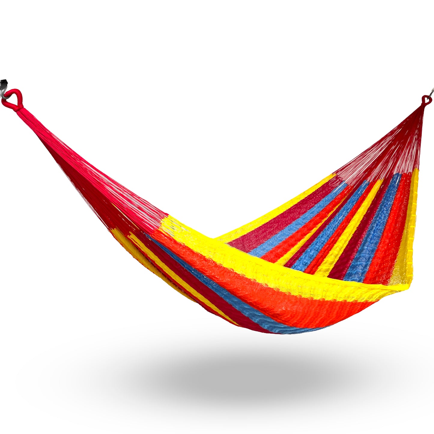 Hamaca Yucateca artesanal de nylon hilo 18 en colores vivos colgada y abierta