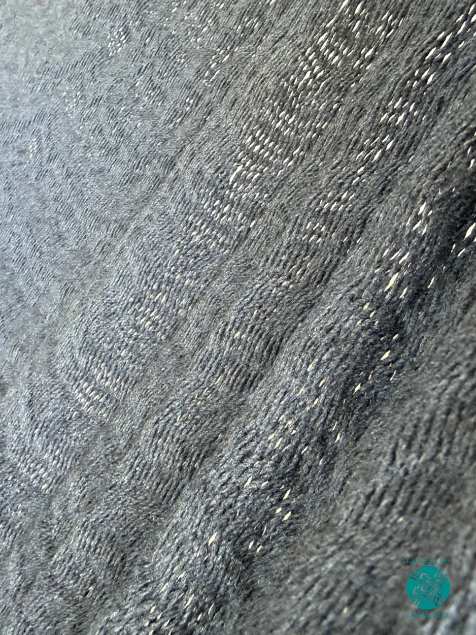 Detalle del tejido de algodón suave de la hamaca Yucateca artesanal gris oscuro