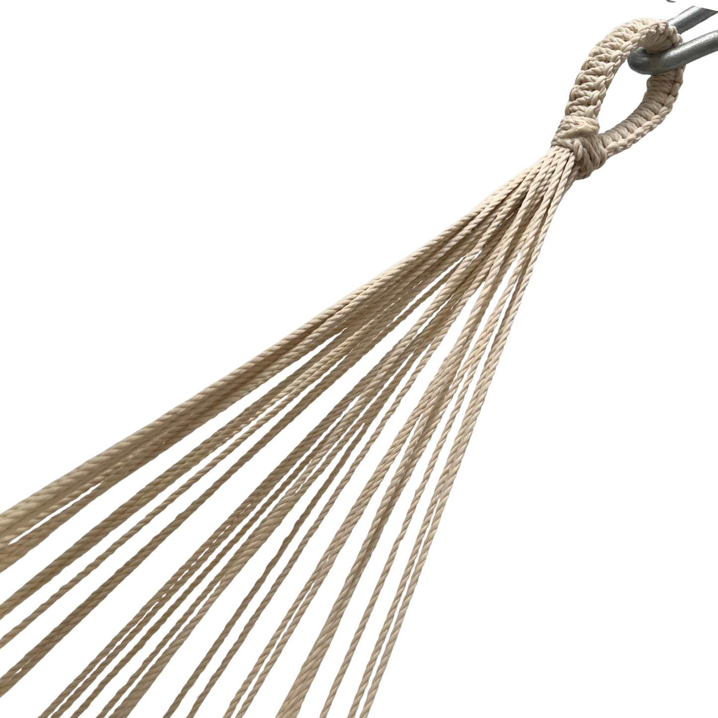 Detalle del brazo de la hamaca mexicana beige de algodón.