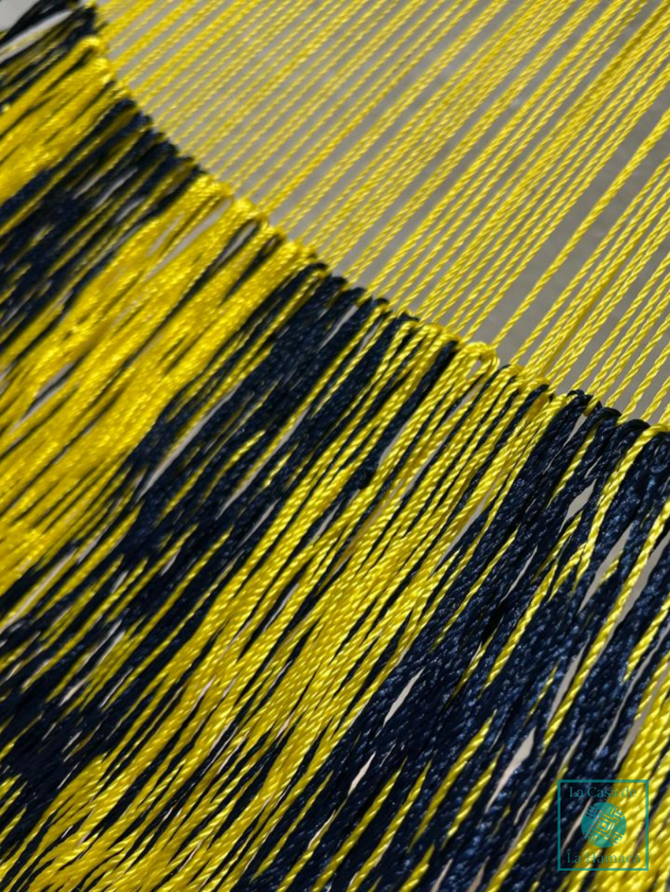 Amarillo y Azul Marino