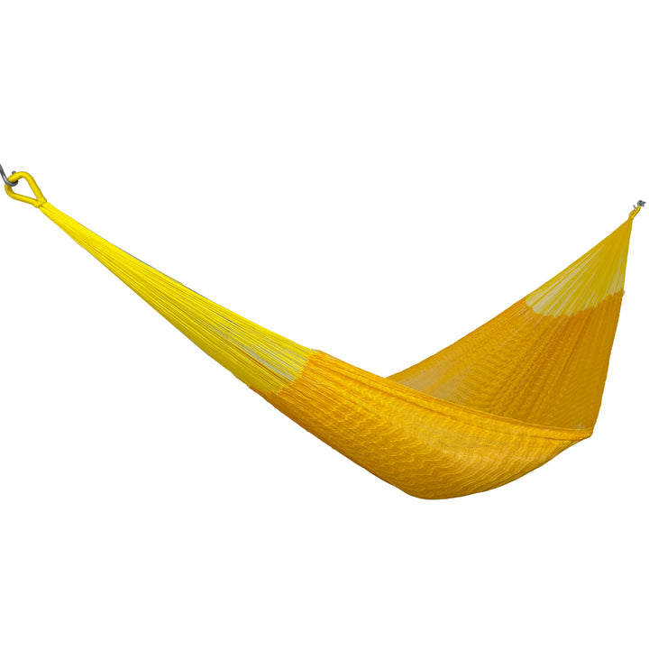 Hamaca artesanal Yucateca de nylon color amarillo vista lateral