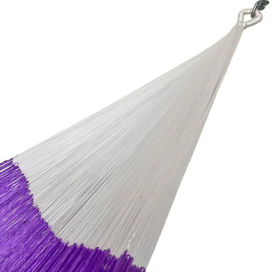 Brazo de hamaca artesanal Yucateca de nylon color morado