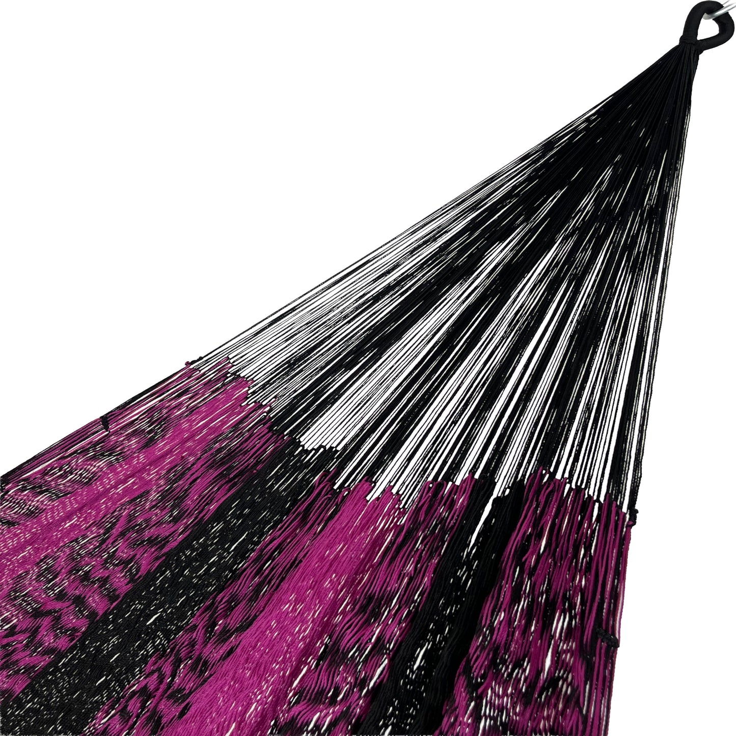 Brazo de hamaca artesanal Yucateca de nylon color rosa y negro