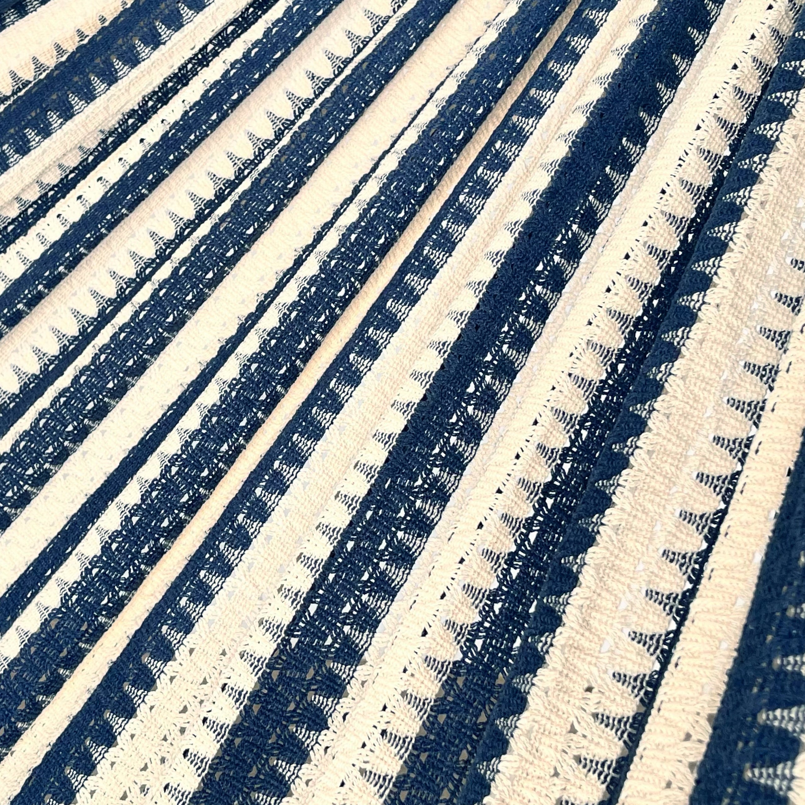 Detalle del tejido de la hamaca Mexicana azul oscuro king size