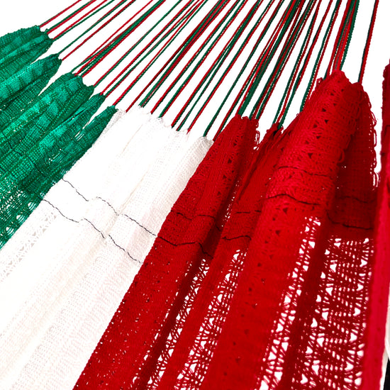 Unión entre cuerpo y brazo de hamaca Mexicana tricolor