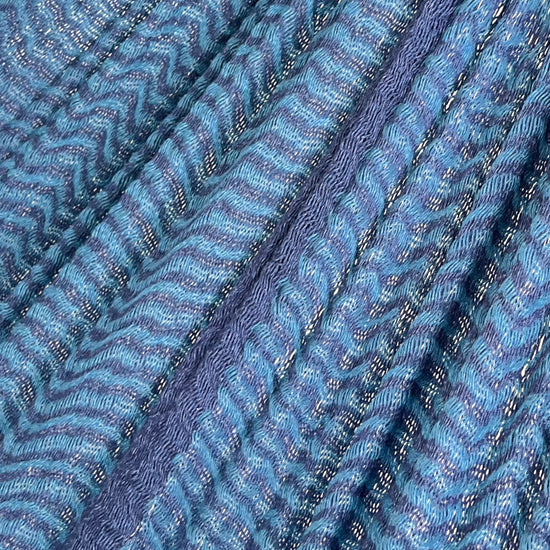 Detalle del tejido de algodón suave de la hamaca Yucateca artesanal azul marino