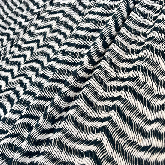 Detalle del tejido de algodón suave de la hamaca Yucateca artesanal azul y blanco
