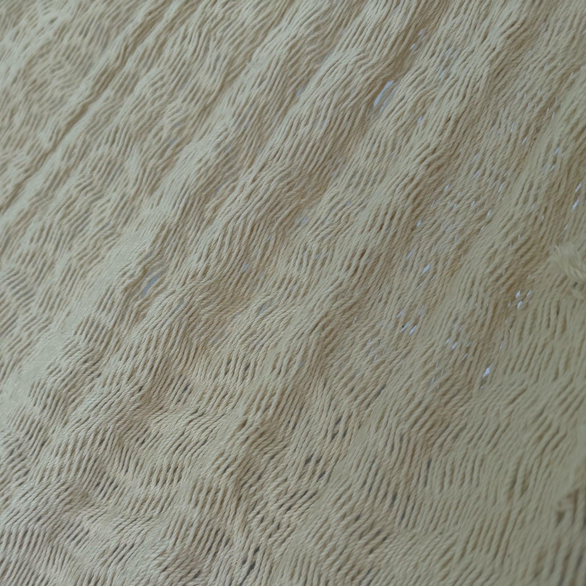 Detalle del tejido de algodón suave de la hamaca Yucateca artesanal beige