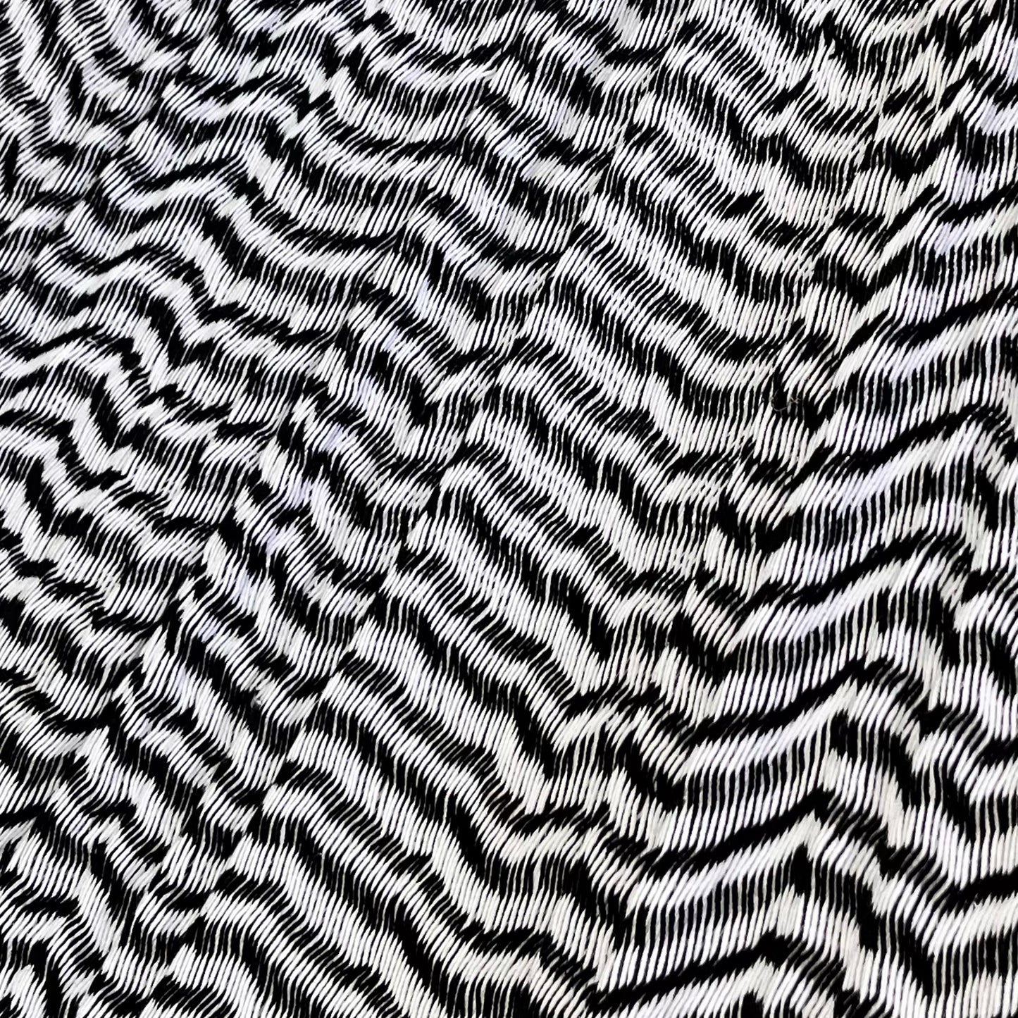 Detalle del tejido de algodón suave de la hamaca Yucateca artesanal blanco y negro