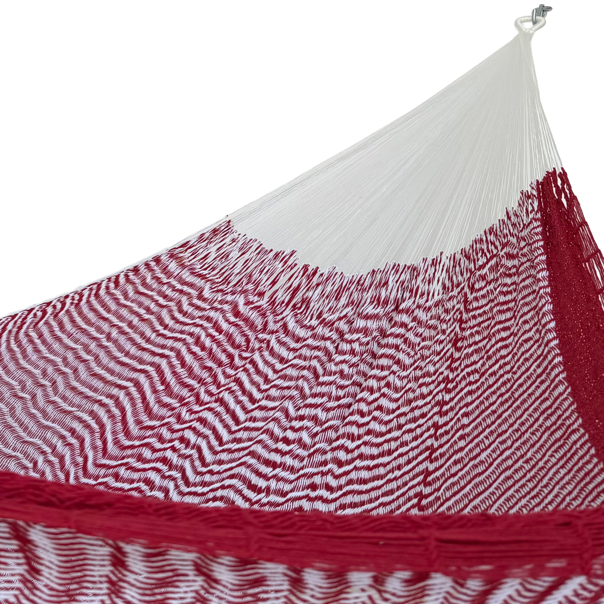 Interior de hamaca Yucateca de algodón suave rojo y blanco mostrando el tejido y el brazo