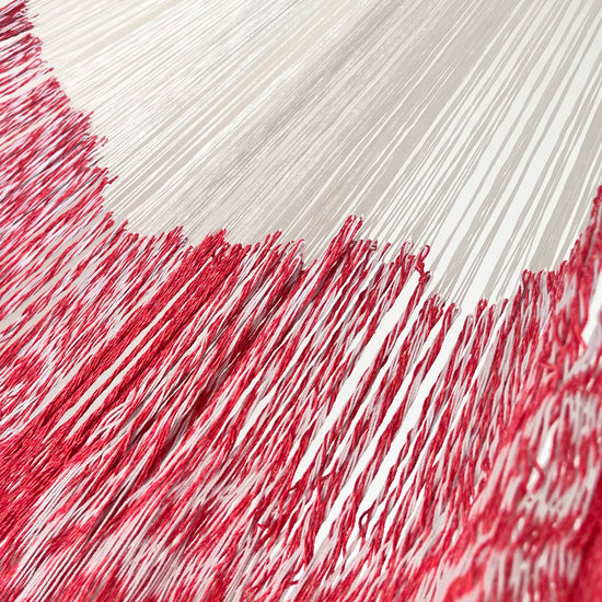 Unión entre cuerpo y brazo de hamaca Yucateca artesanal de algodón suave color rosa chicle