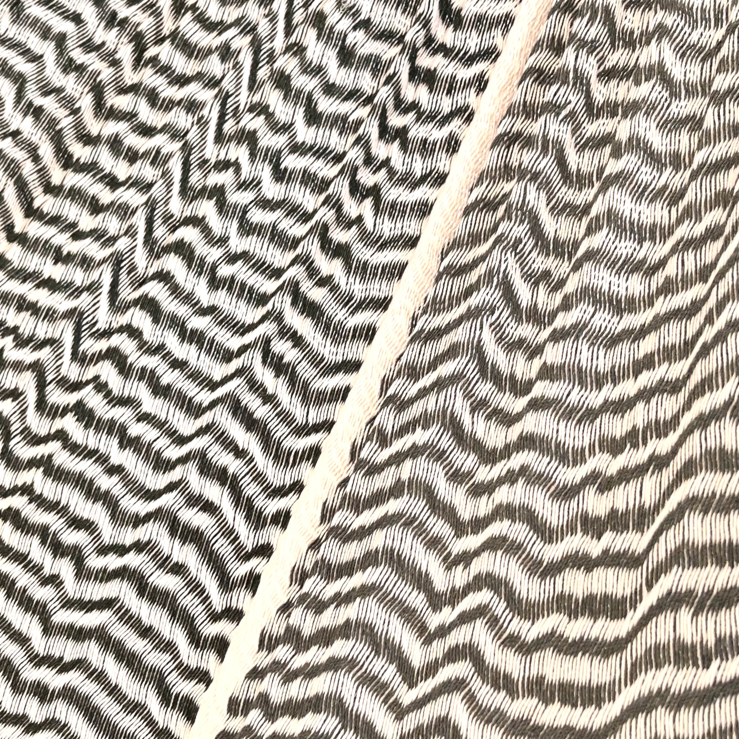 Detalle del tejido de algodón suave de la hamaca Yucateca artesanal verde y beige