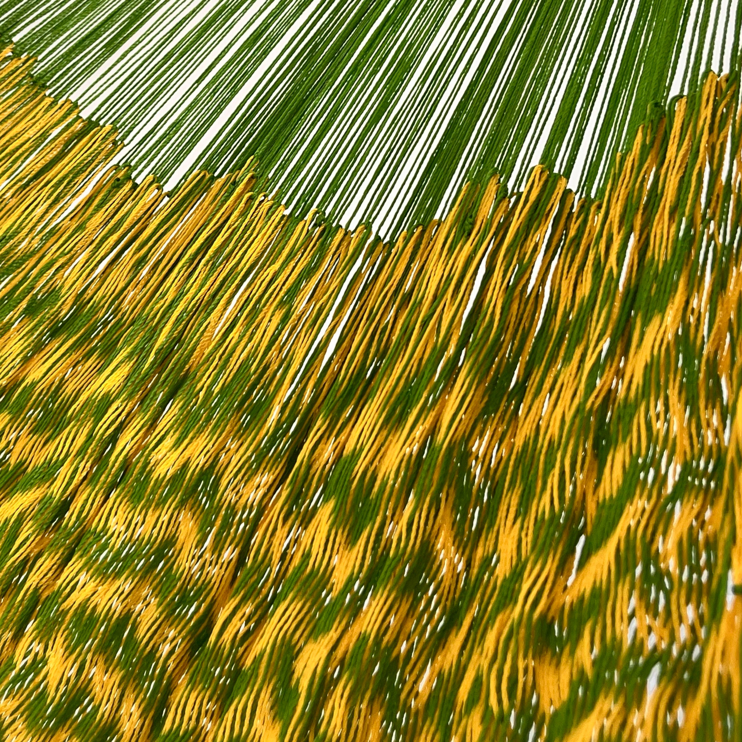 Unión entre cuerpo y brazo de hamaca Yucateca artesanal de nylon hilo 18 color amarillo