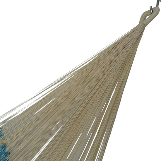 Brazo de hamaca Yucateca artesanal de nylon hilo 18 color azul claro y beige