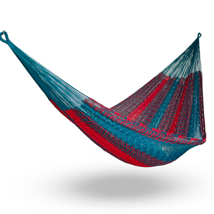 Hamaca Yucateca artesanal de nylon hilo 18 color azul petróleo colgada y abierta