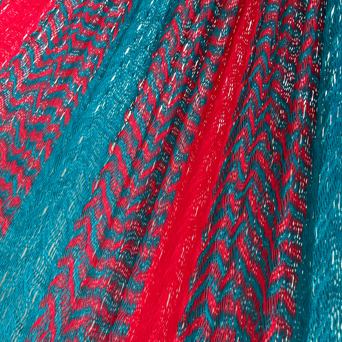 Detalle del tejido de nylon hilo 18 de la hamaca Yucateca artesanal azul petróleo