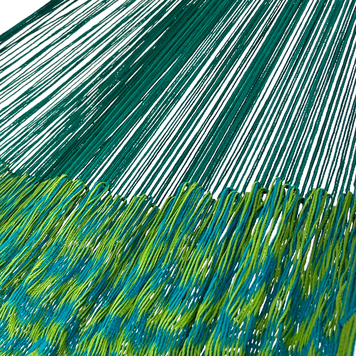 Unión entre cuerpo y brazo de hamaca Yucateca artesanal de nylon hilo 18 color azul petróleo y verde