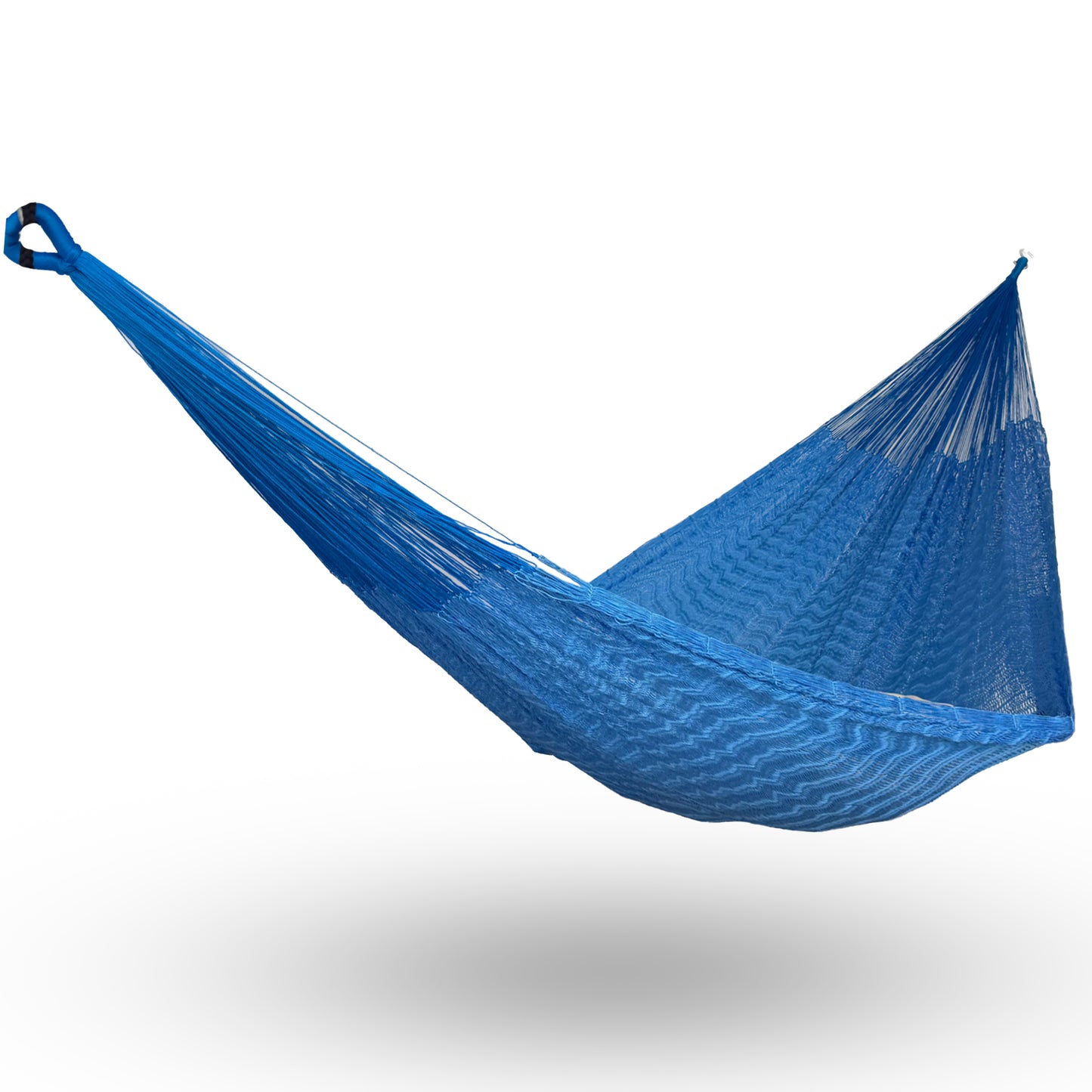 Hamaca Yucateca artesanal de nylon hilo 18 color azul colgada y abierta