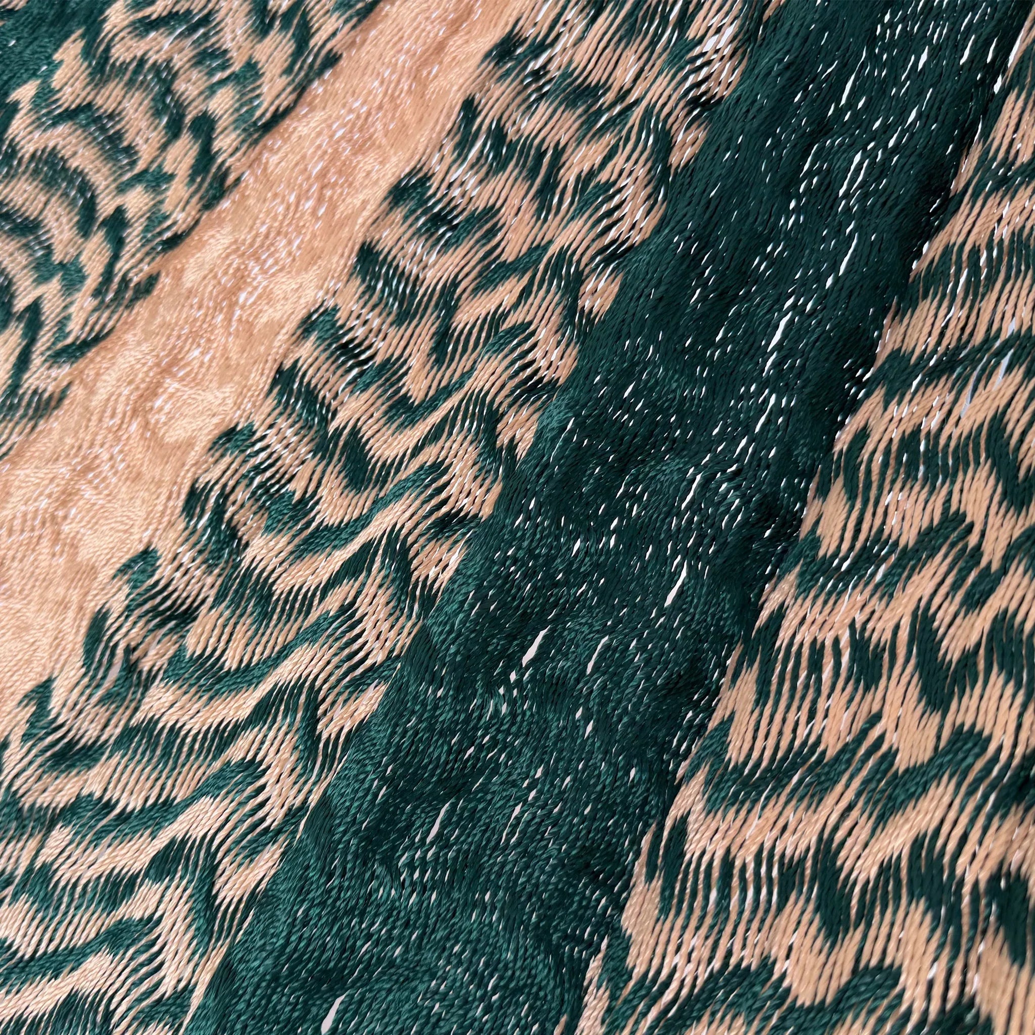 Detalle del tejido de nylon hilo 18 de la hamaca Yucateca artesanal café y verde