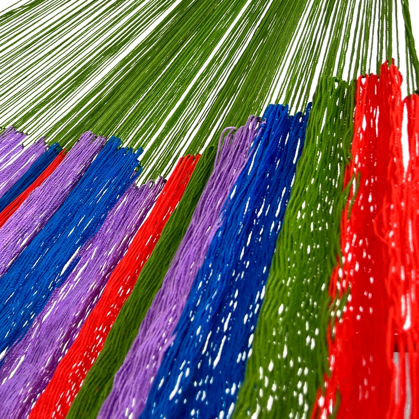 Unión entre cuerpo y brazo de hamaca Yucateca artesanal de nylon hilo 18 multicolor verde