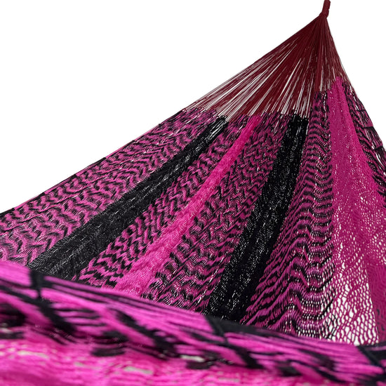 Interior de hamaca Yucateca artesanal de nylon hilo 18 color rosa y verde oscuro