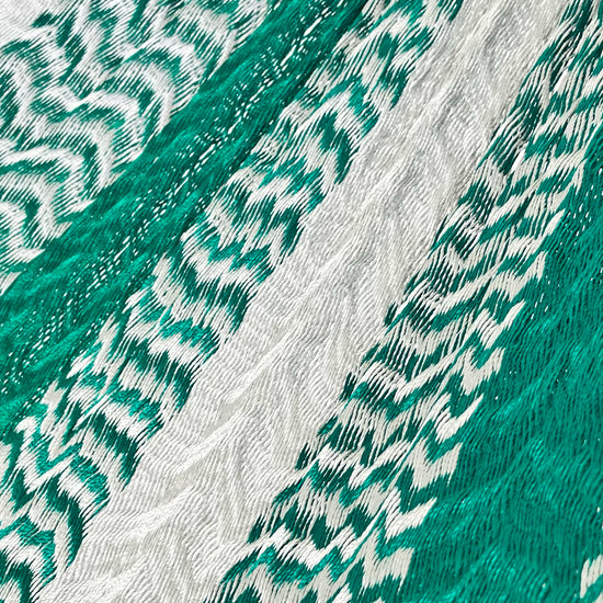 Detalle del tejido de nylon hilo 18 de la hamaca Yucateca artesanal verde y gris