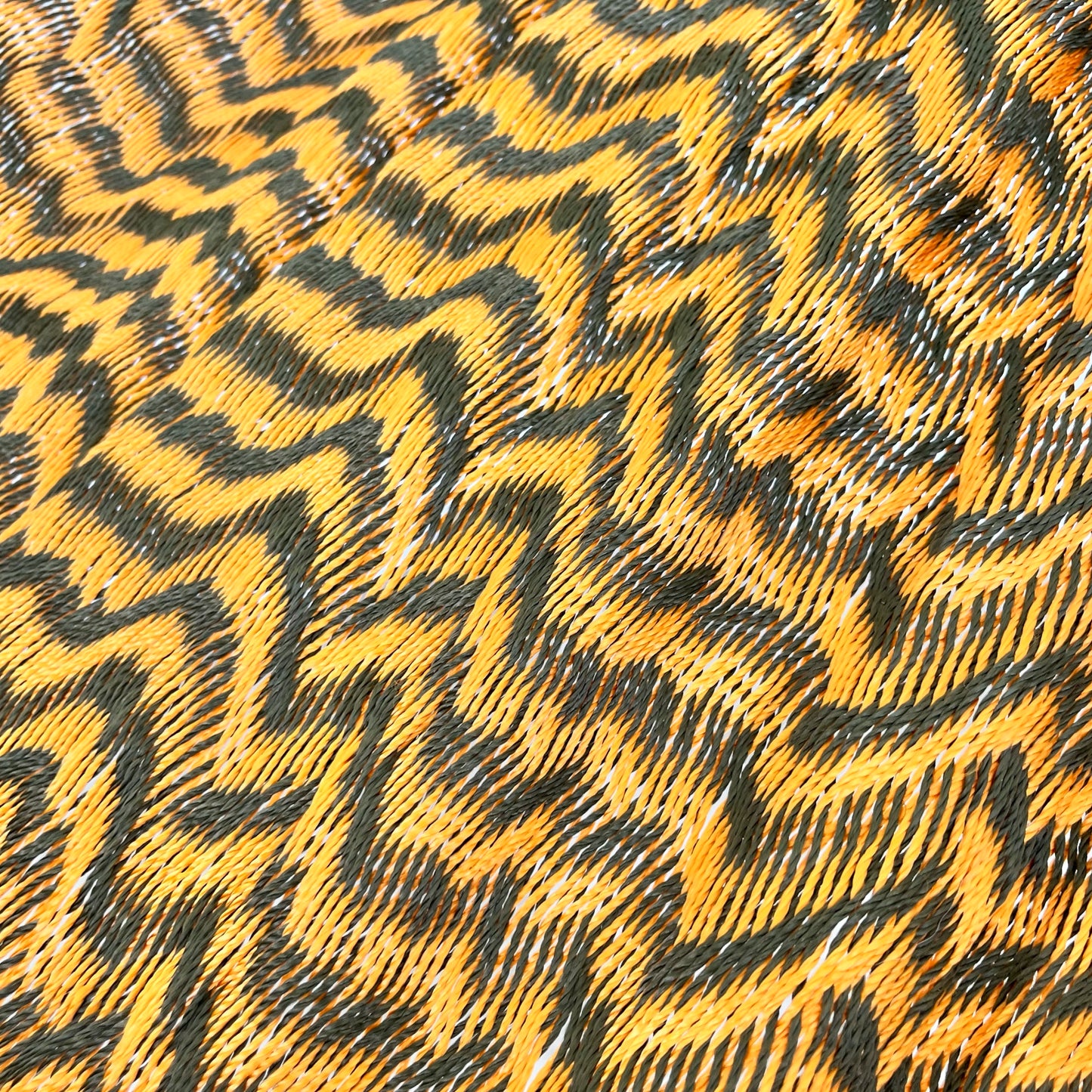 Detalle del tejido de nylon hilo 18 de la hamaca Yucateca artesanal verde y naranja