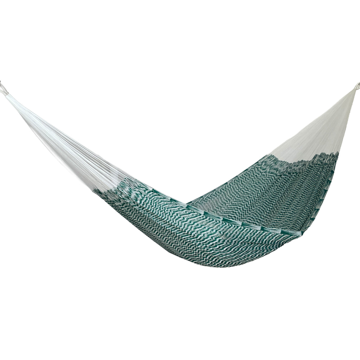 Hamaca Yucateca artesanal de nylon suave color verde y blanco vista lateral