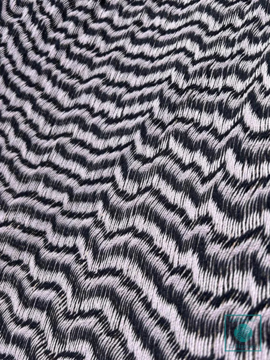 Detalle del tejido de algodón suave de la hamaca Yucateca artesanal rosa y azul