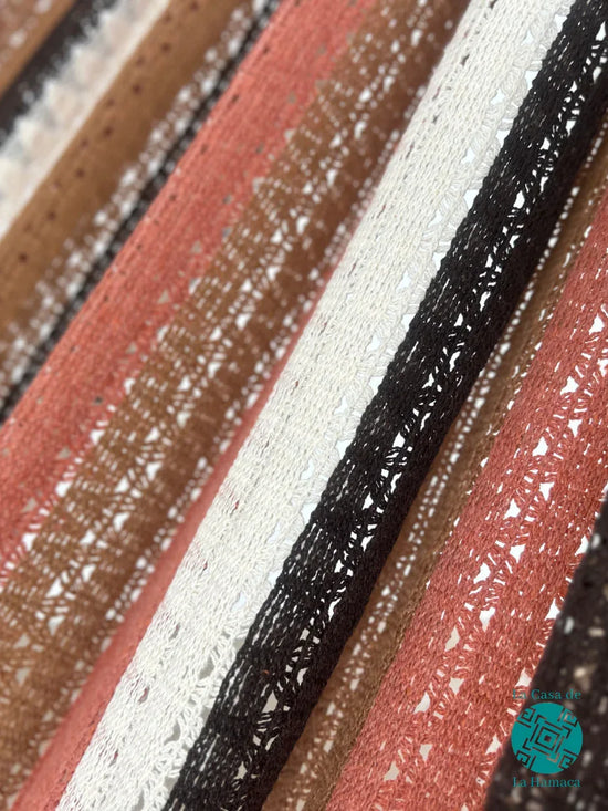 Detalle del tejido de hamaca mexicana mocaccino café grande de algodón