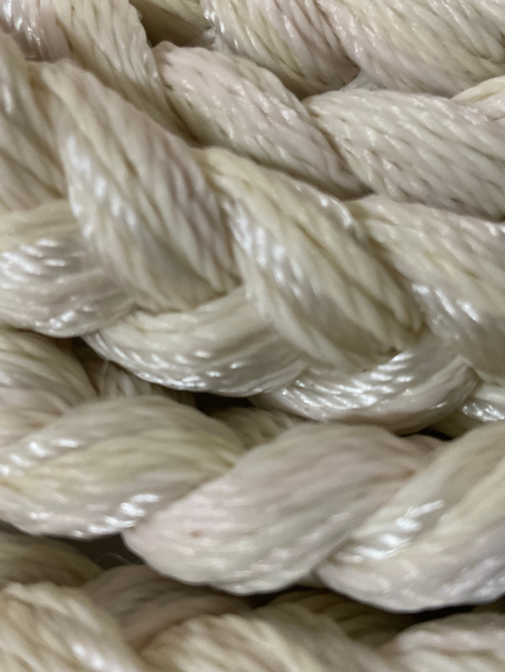 Detalle del trenzado y material del par de sogas yucatecas artesanales para hamaca color beige