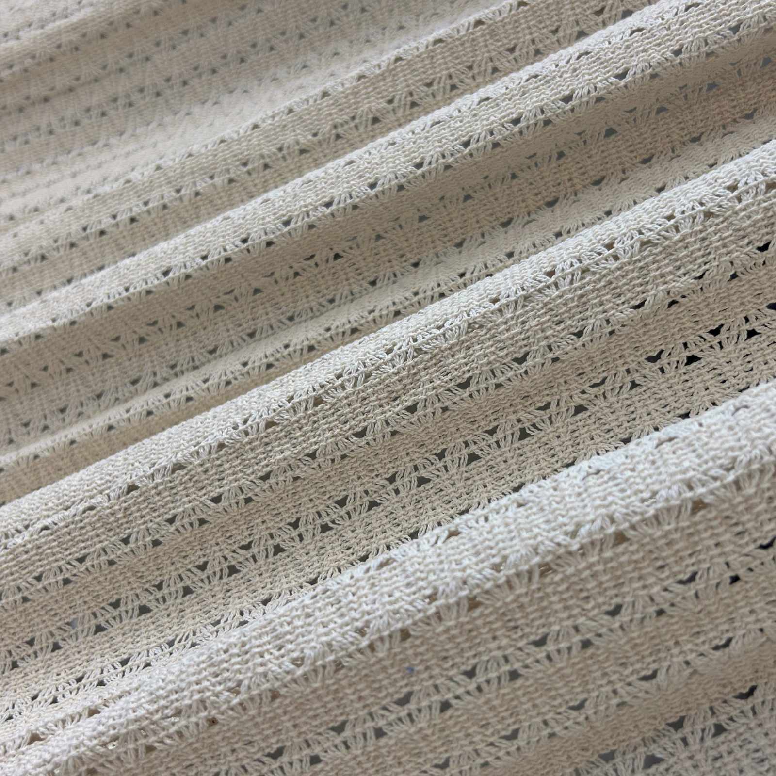 Detalle del tejido de hamaca mexicana king size de algodón beige